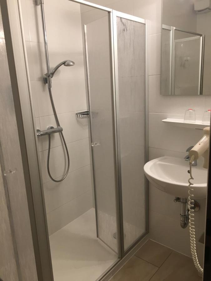Altes Kuhr - & Restaurant Hotel 3*
